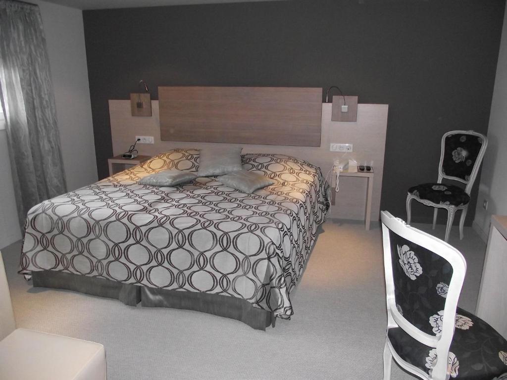 Hostellerie Au Cygne Wissembourg Szoba fotó