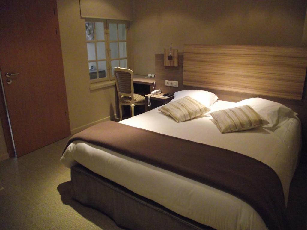 Hostellerie Au Cygne Wissembourg Szoba fotó
