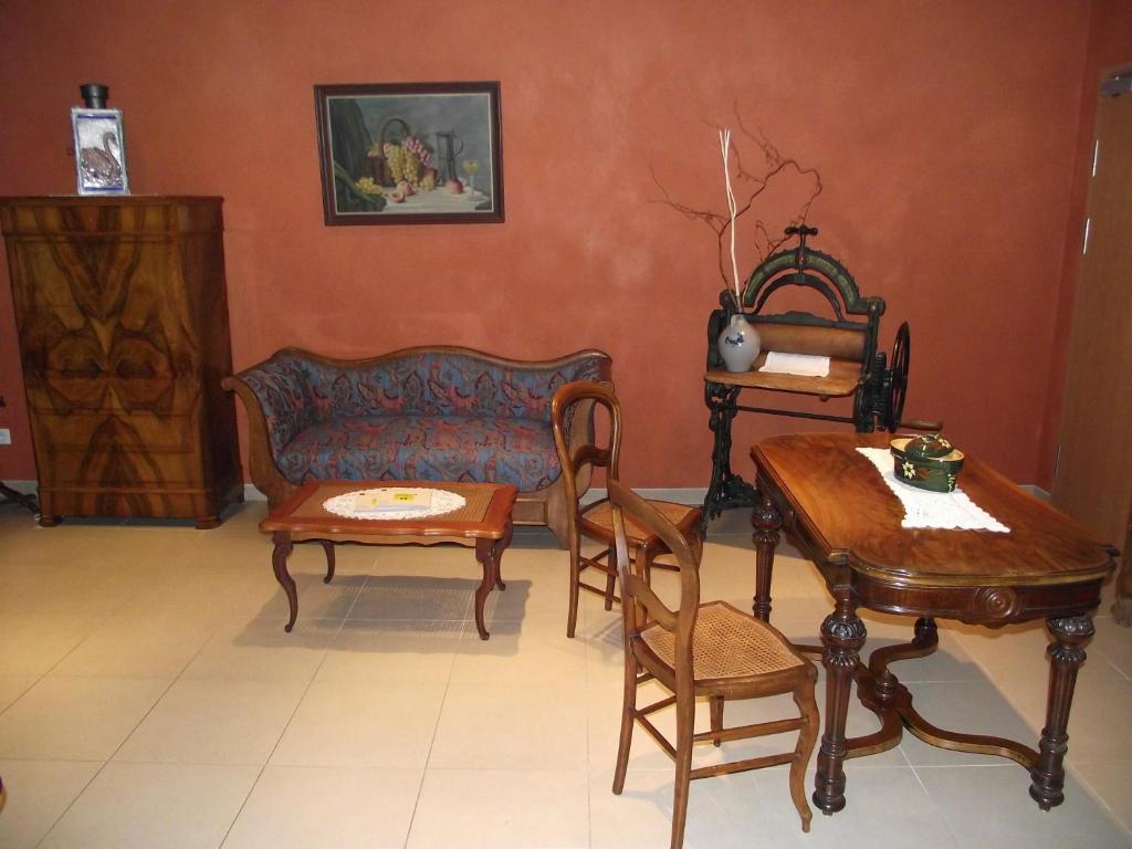 Hostellerie Au Cygne Wissembourg Szoba fotó